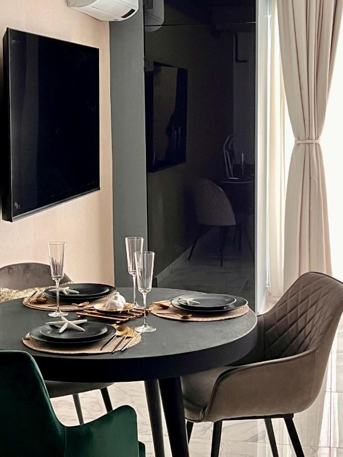 Blue Luxury Studio Mamaia Extérieur photo